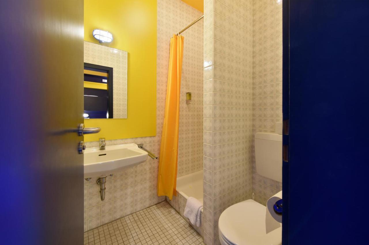 Bed'Nbudget City-Hostel ฮันโนเวอร์ ภายนอก รูปภาพ